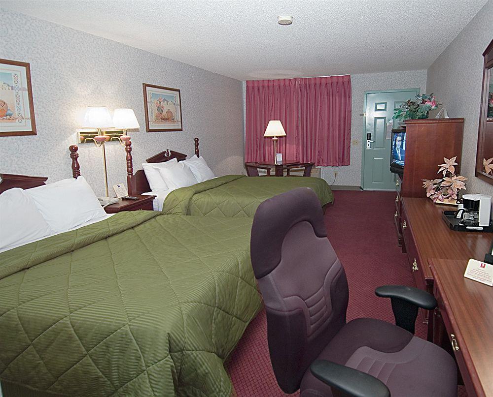 Motel 6 Erick Bagian luar foto