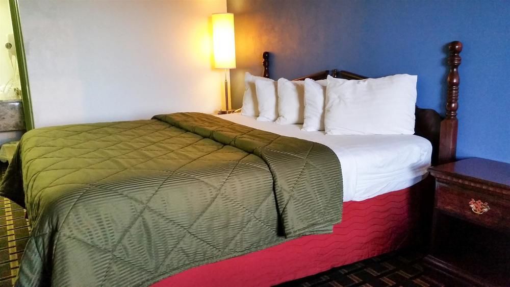 Motel 6 Erick Bagian luar foto